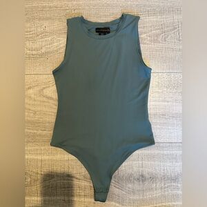 House of Harlow bodysuit Small